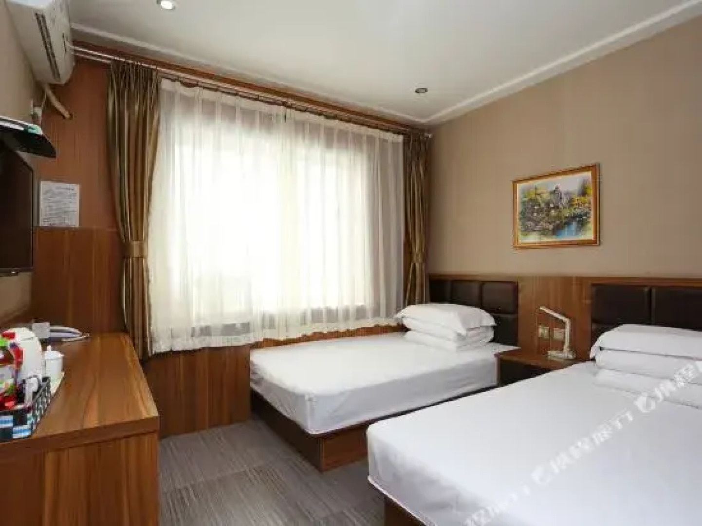 Yuelang Pinzhi Hotel Jilin East Gate