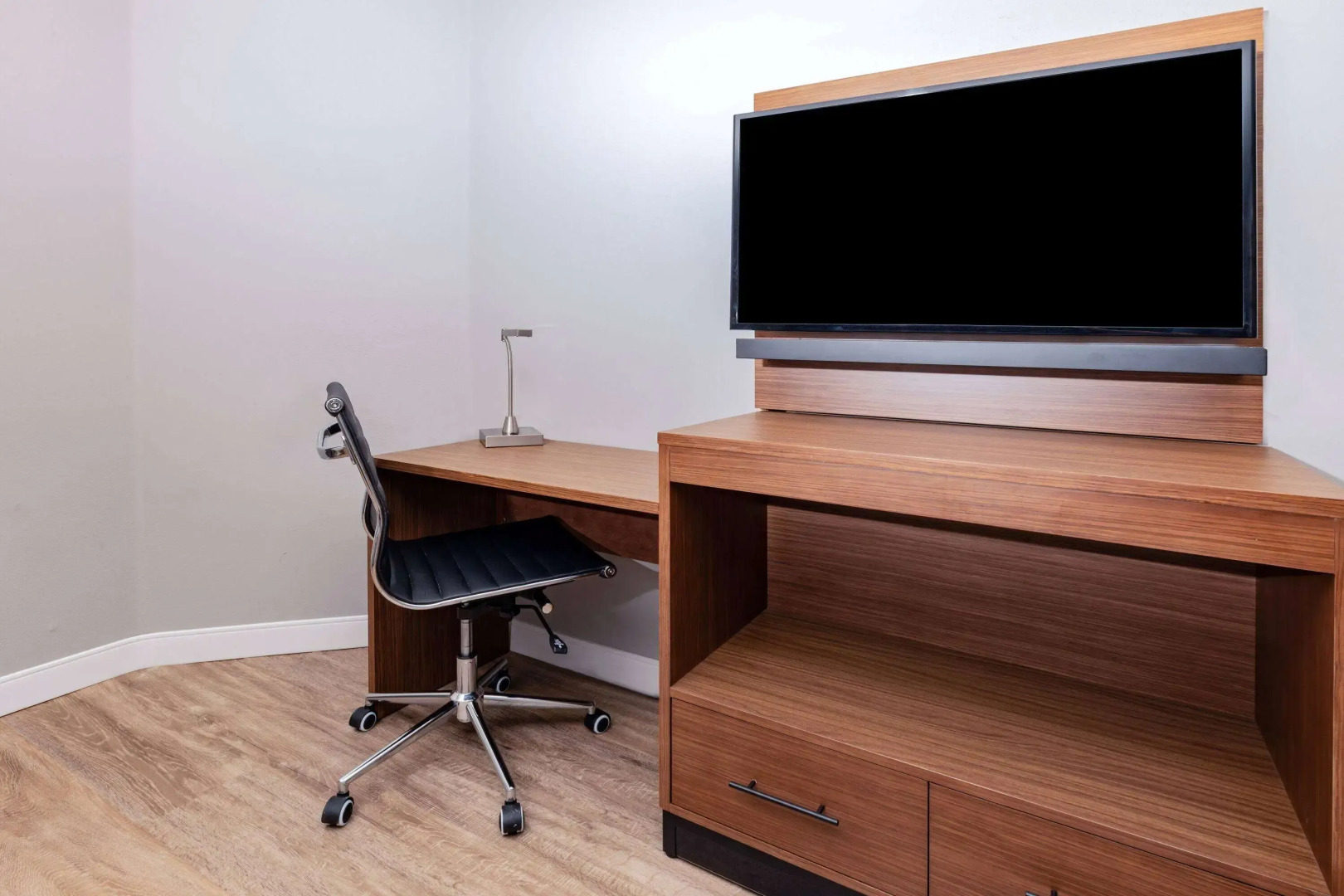 Hawthorn Extended Stay by Wyndham Ardmore