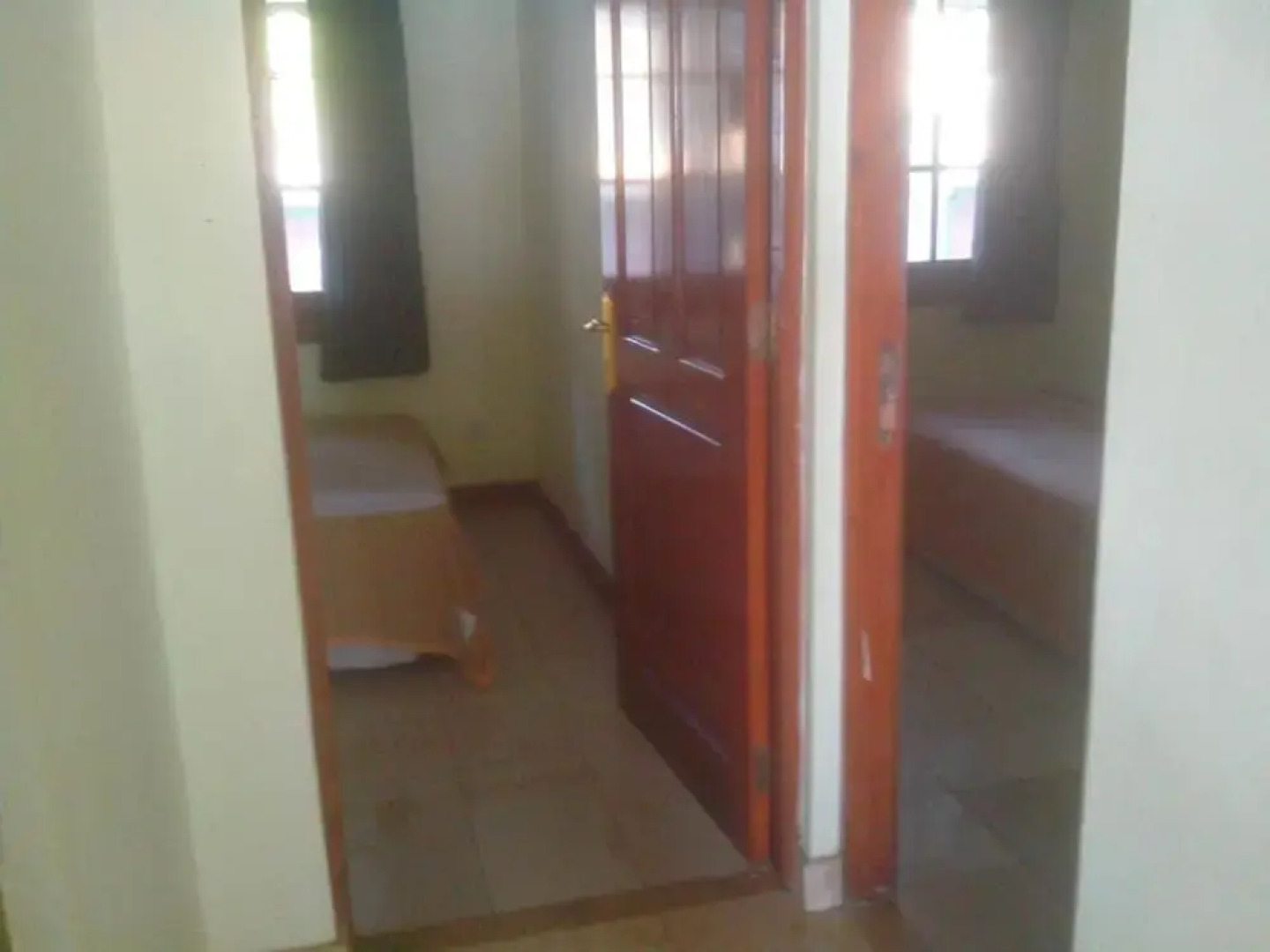 Kondominium Lippo Carita Selatan