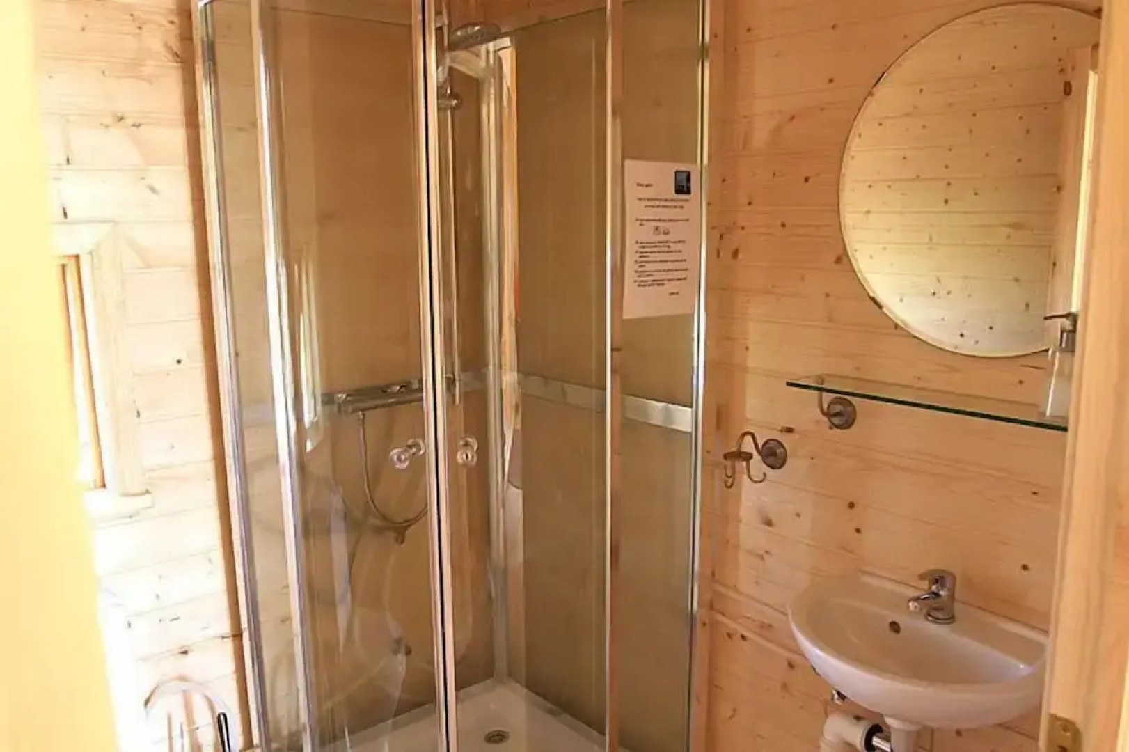 Thurranes guesthouses