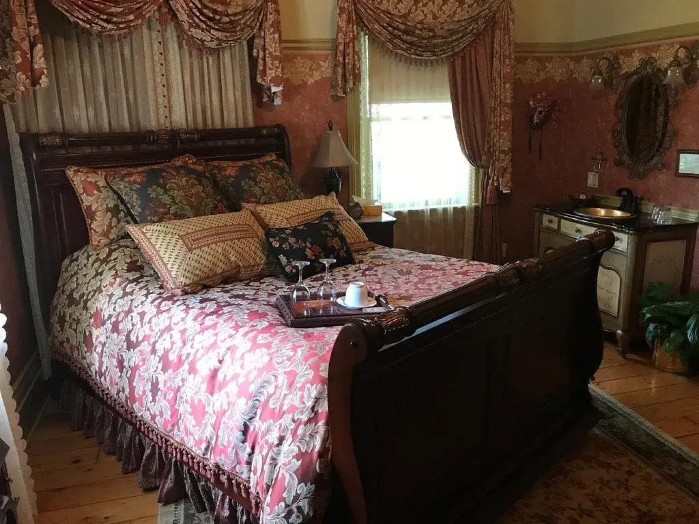 Vinifera, The Inn on Winery Row