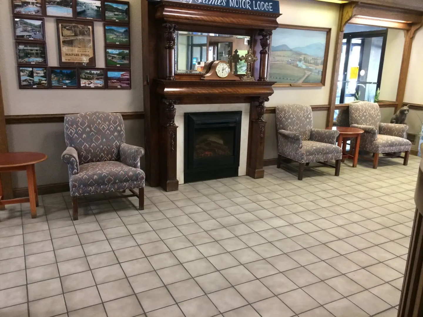 Sidney James Mountain Lodge