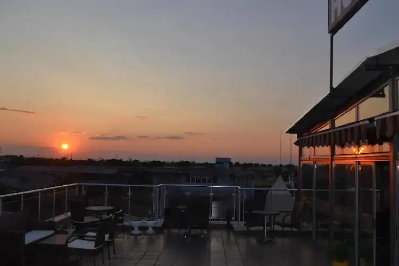 Alexander Hotel