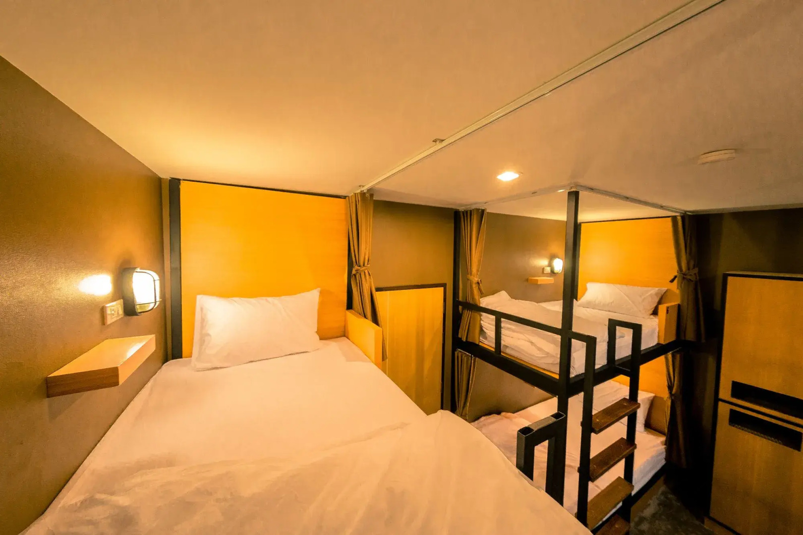 Srisuksant Square (SHA Extra Plus)