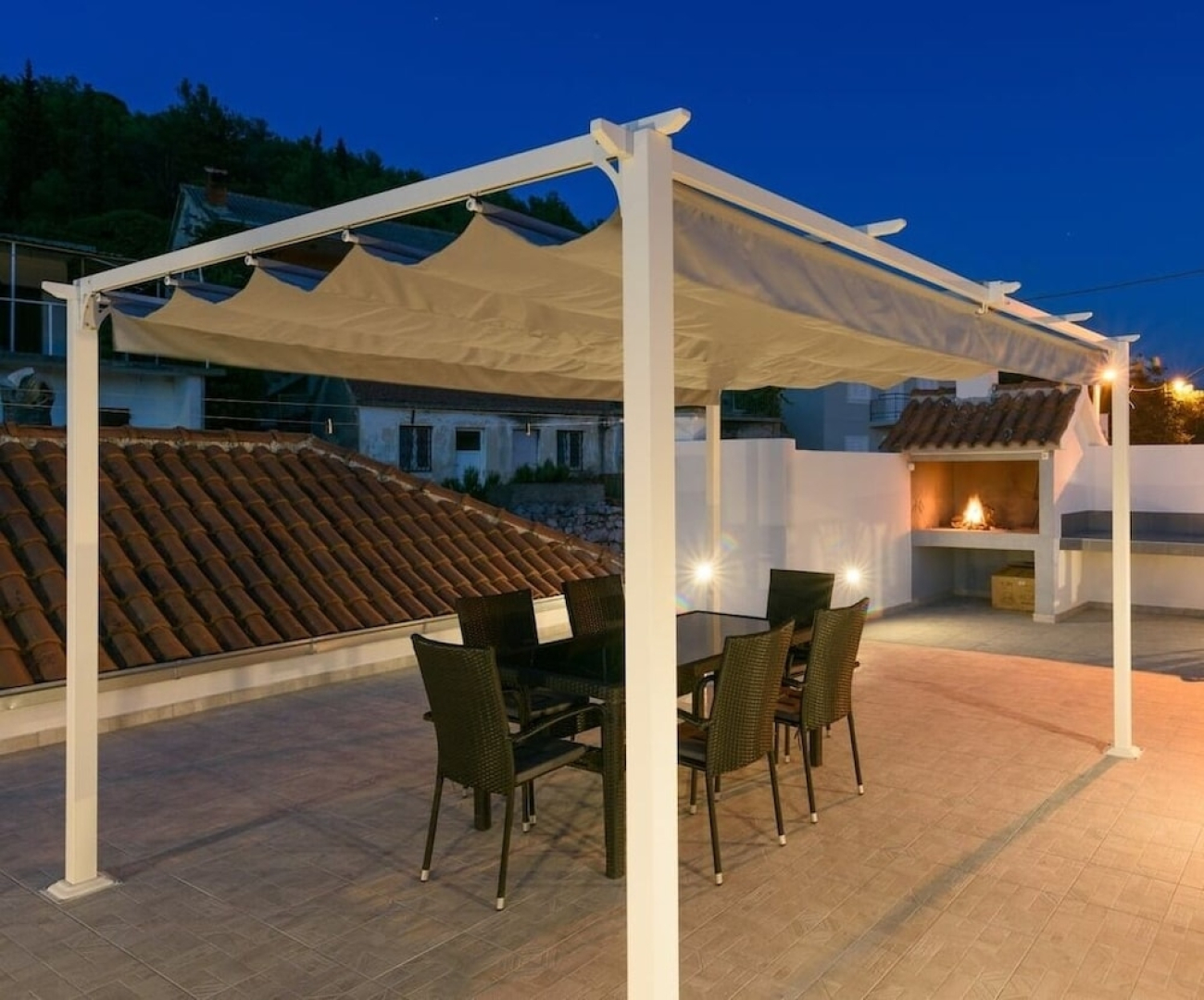 Mario - With Pool - H