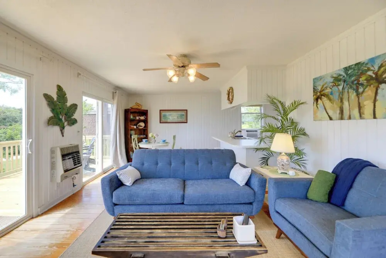 Waterfront Crystal Coast Vacation Rental w/ Deck!