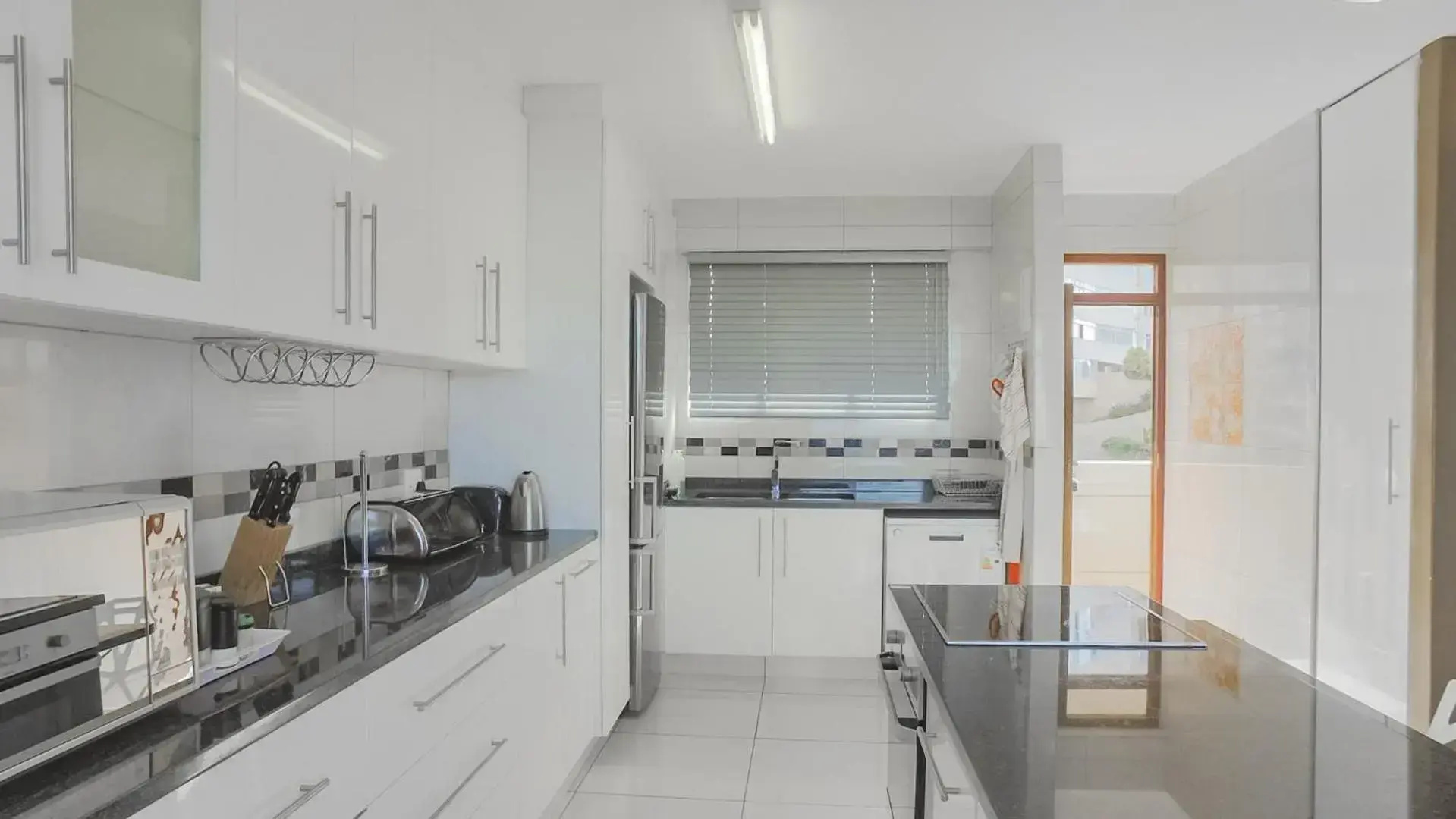 Shangri LA Apartment 208 & 803