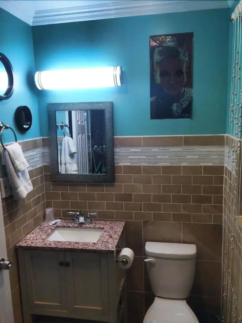 Travel Inn And Suites