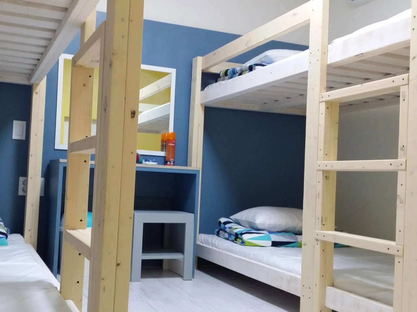 Slow Citi Guesthouse - Hostel