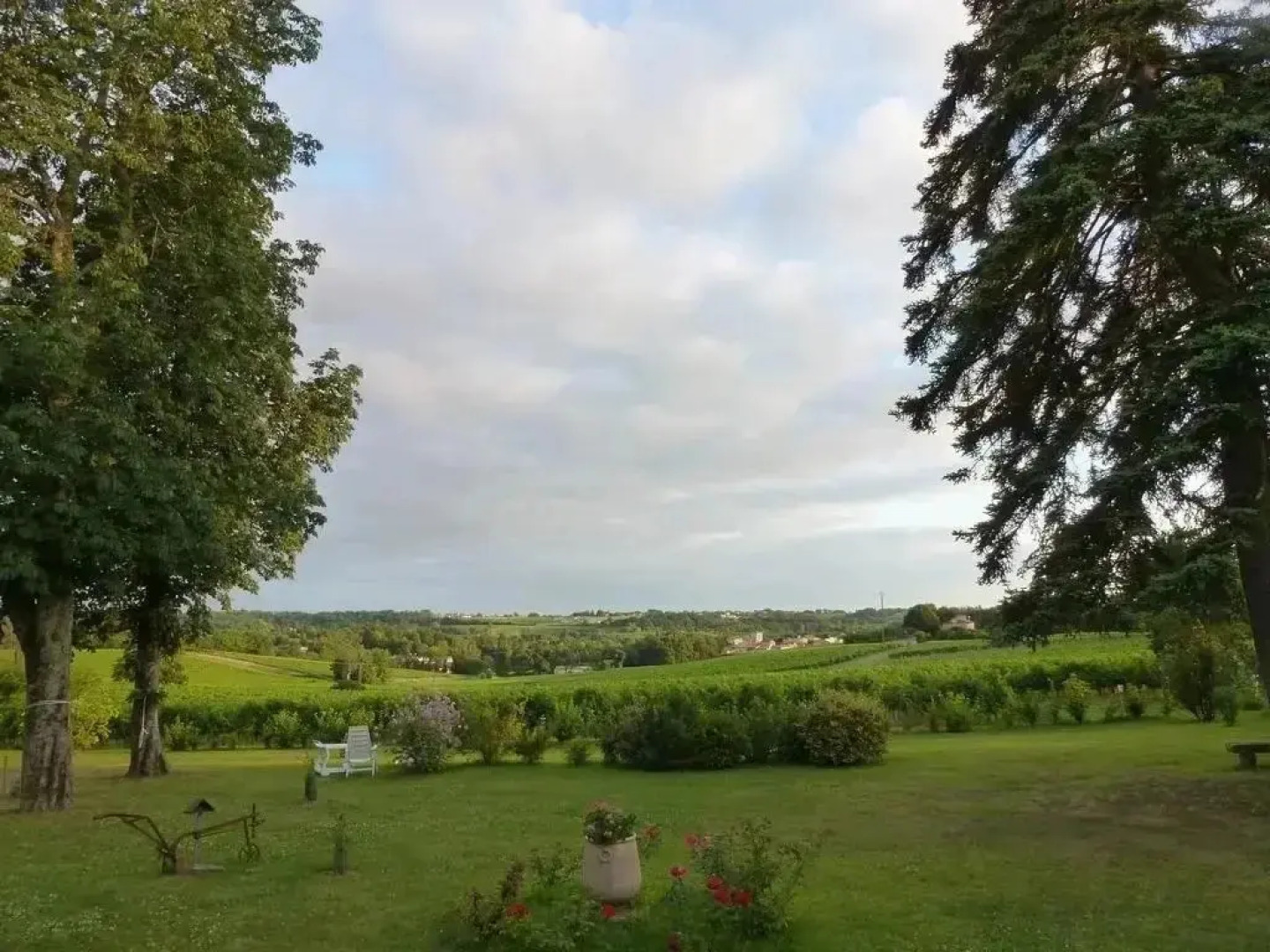Chateau Les Tours Seguy