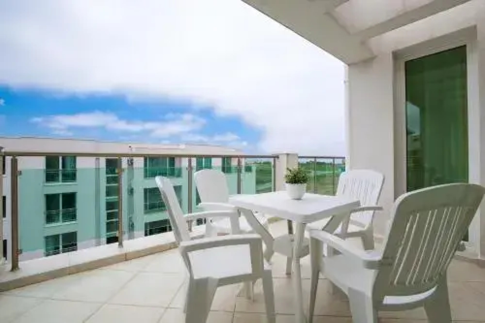 Sea Life Apartments Sinemorets