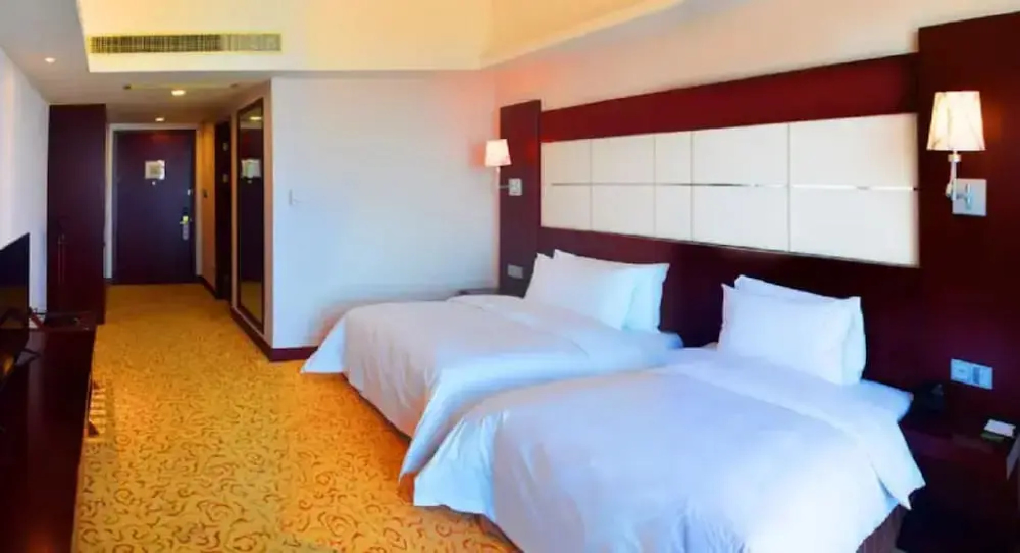 The Qube Hotel Shanghai Jinshan