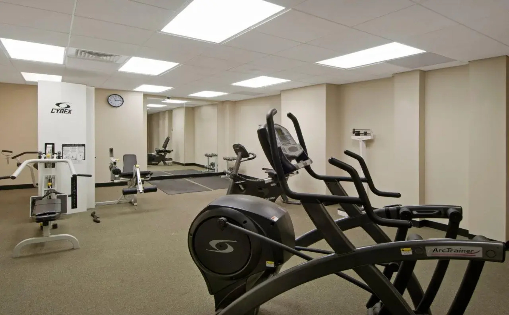 Oasis Hotel & Conv. Center, an Ascend Collection Hotel