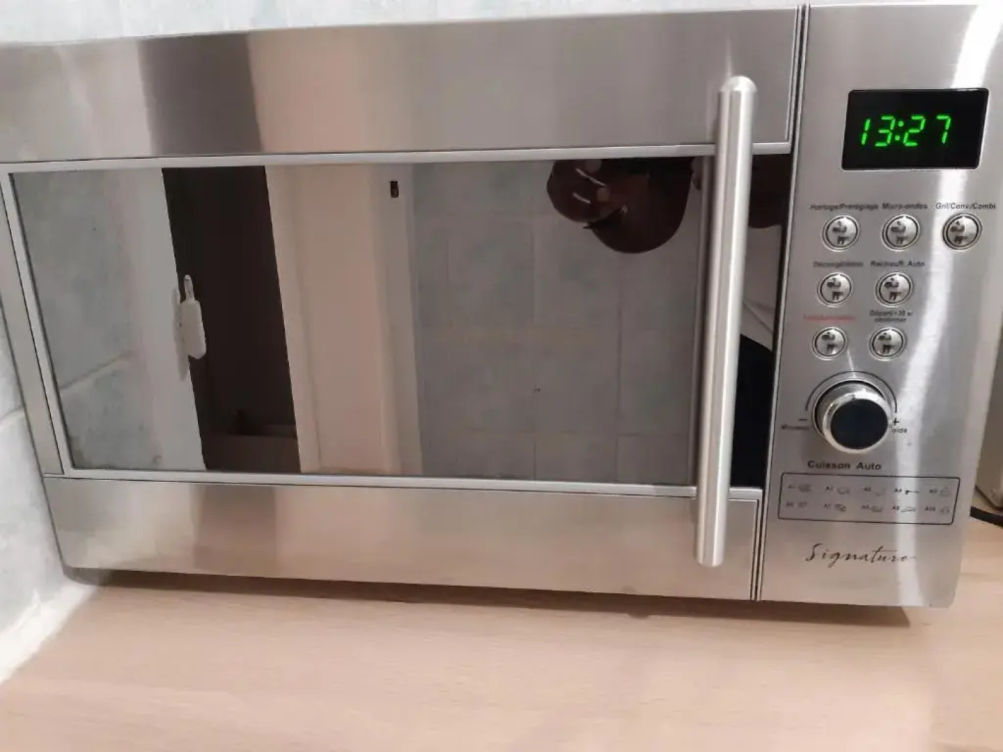 Appartement AAD1 Clamart 200 m du Tramway T6 st pavé blc avec cuisine séparée