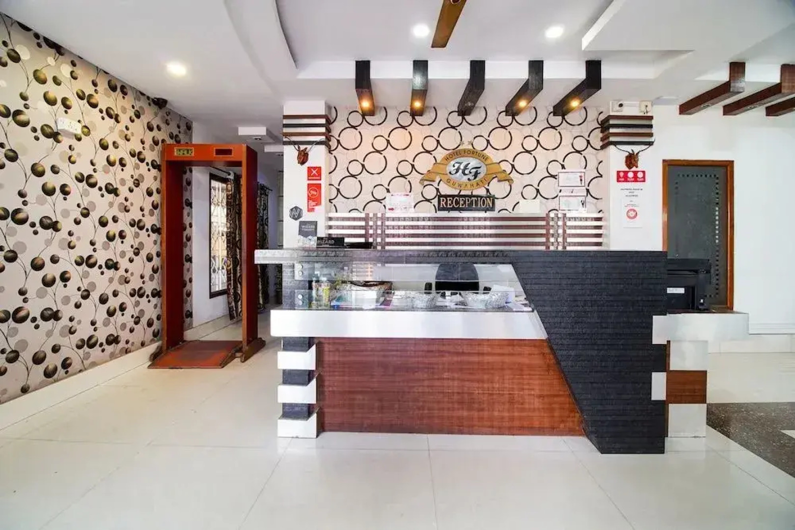 OYO Flagship 28562 Hotel Fortune