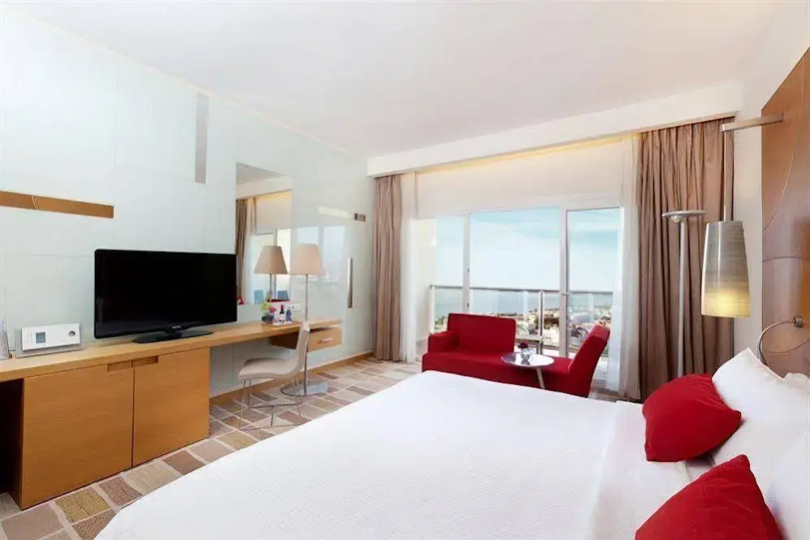 Don Carlos Leisure Resort & Spa.