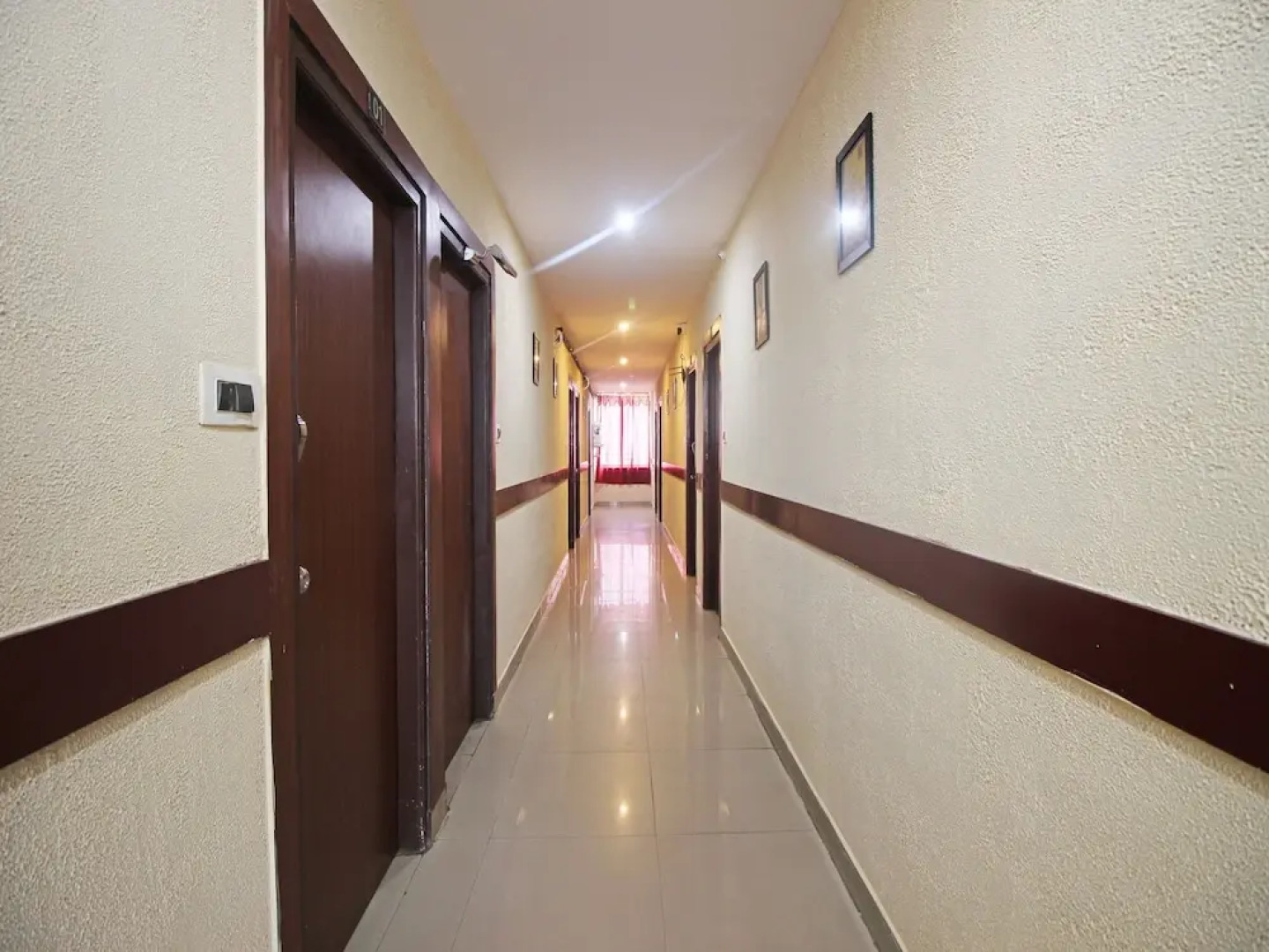 OYO 9632 Hotel Prestige Residency