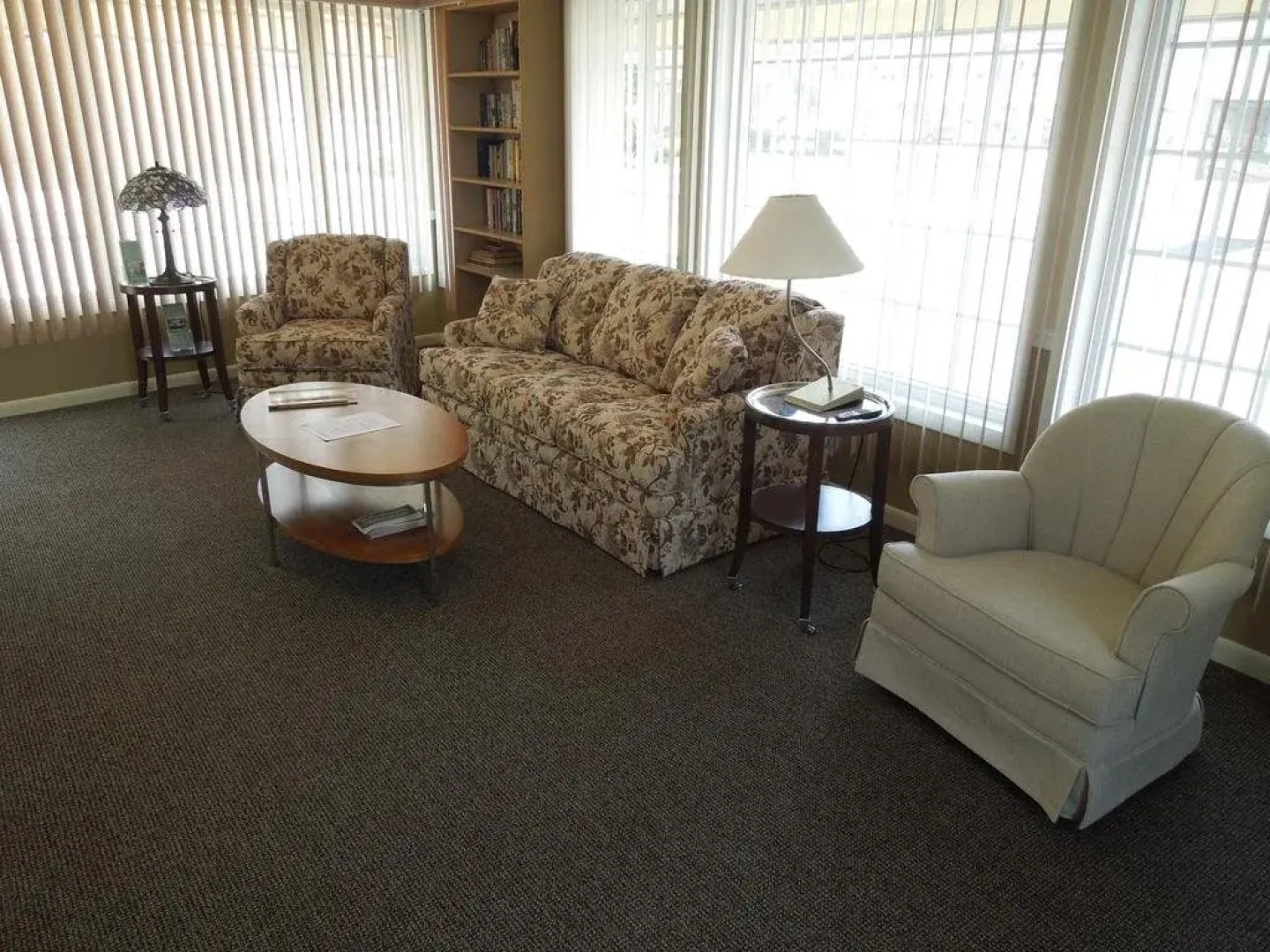 Sand Castle Motel & Restaurant