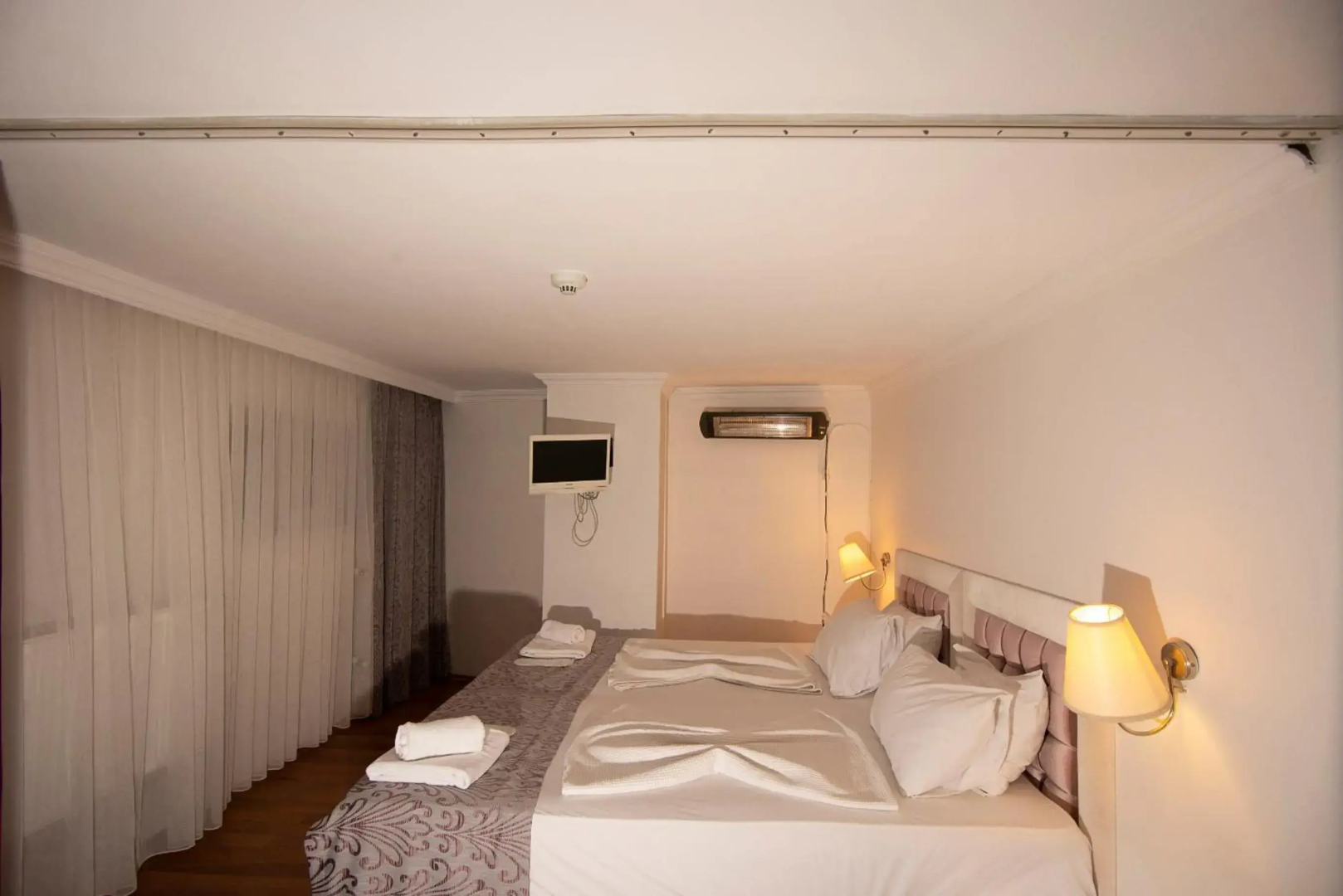 SRF Hotel