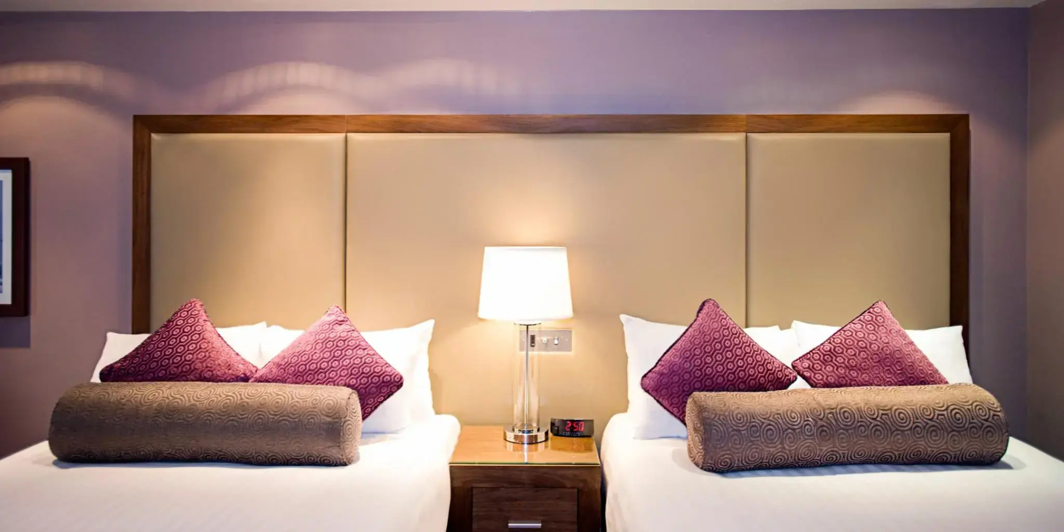 Sandman Signature London Gatwick Hotel