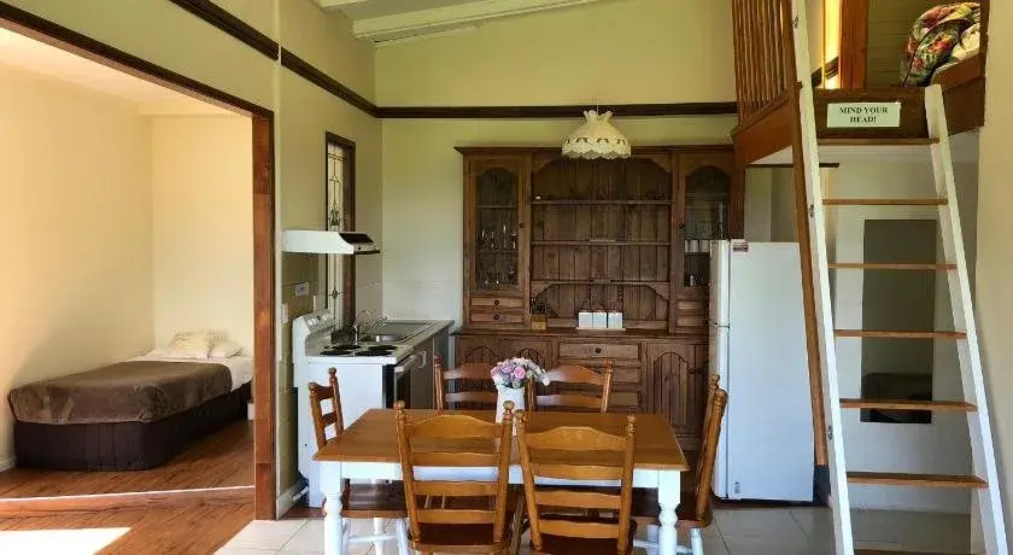 Montville Holiday Apartments