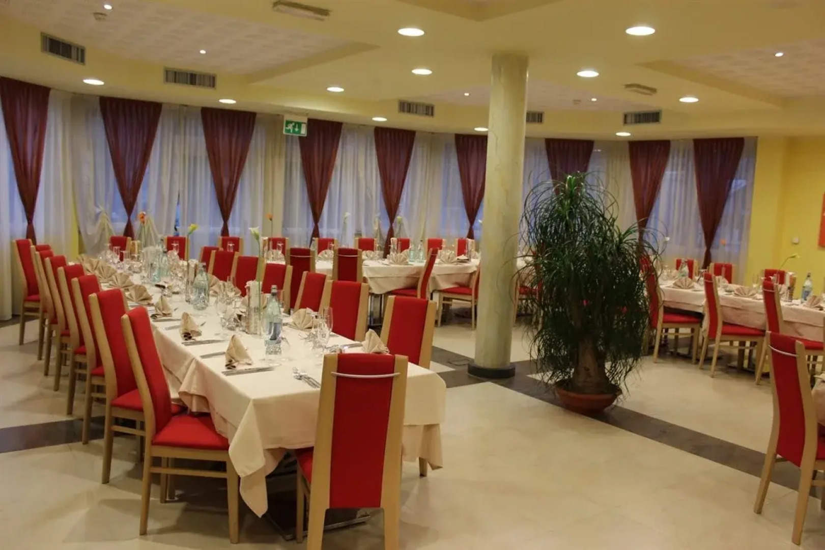 Nature Bio Hotel Elite