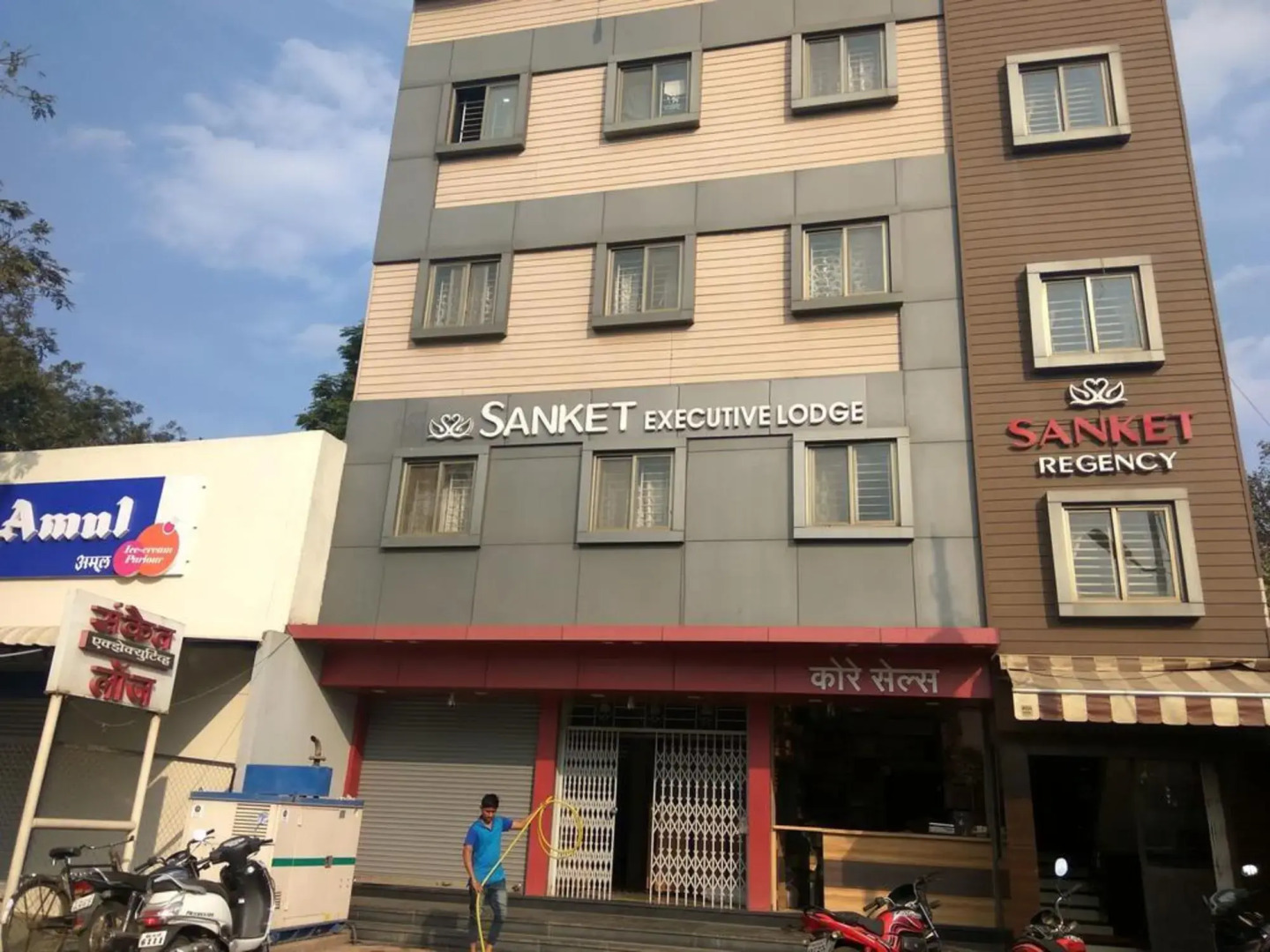 Sanket Regency Hotel