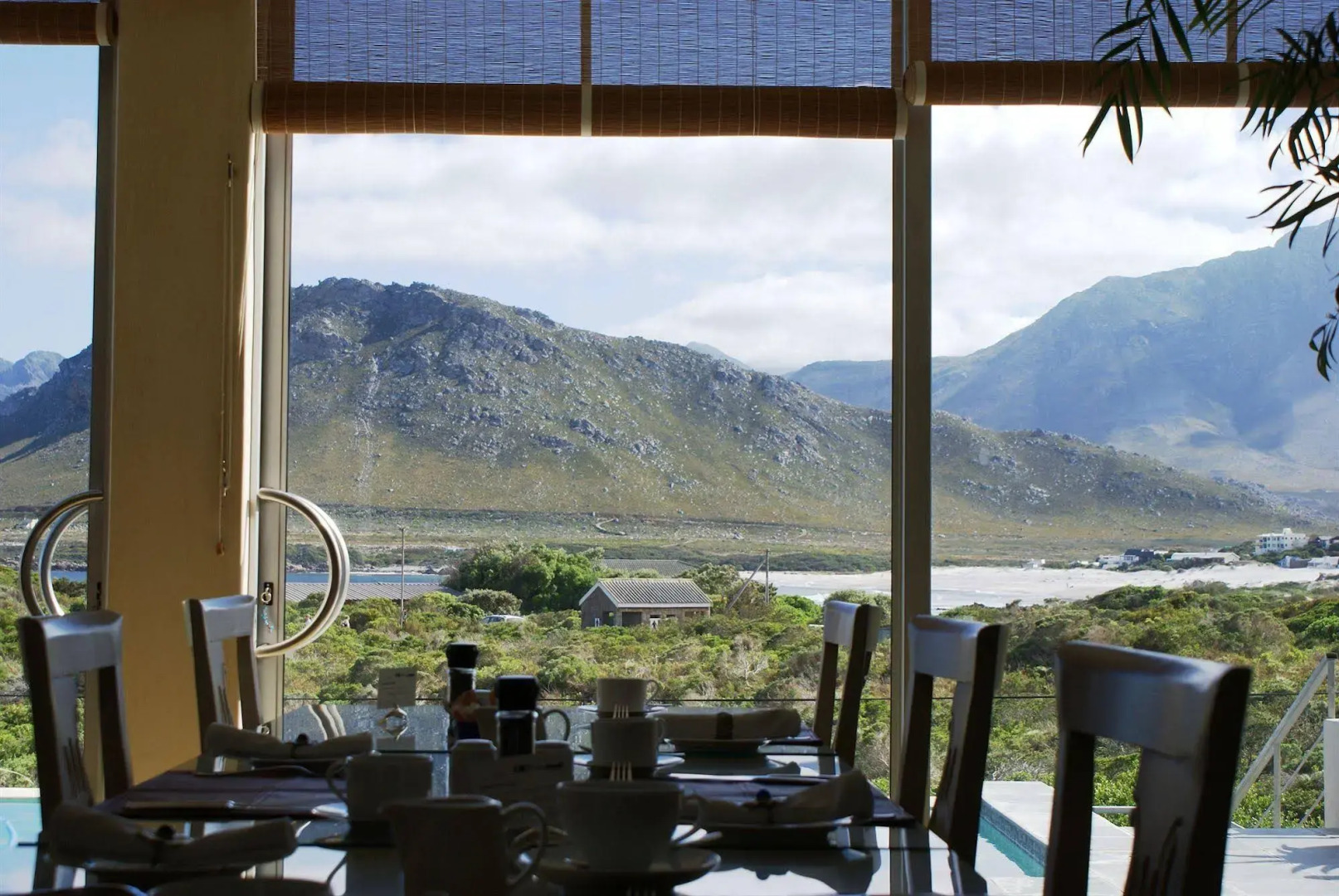 Moonstruck on Pringle Bay Guesthouse