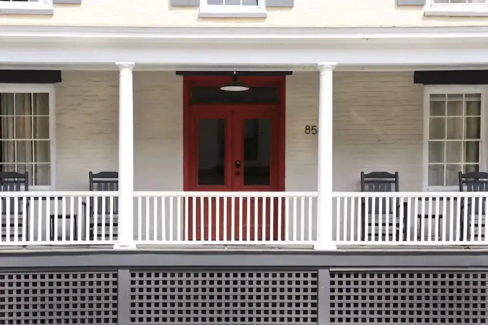 Kingston Carriage House