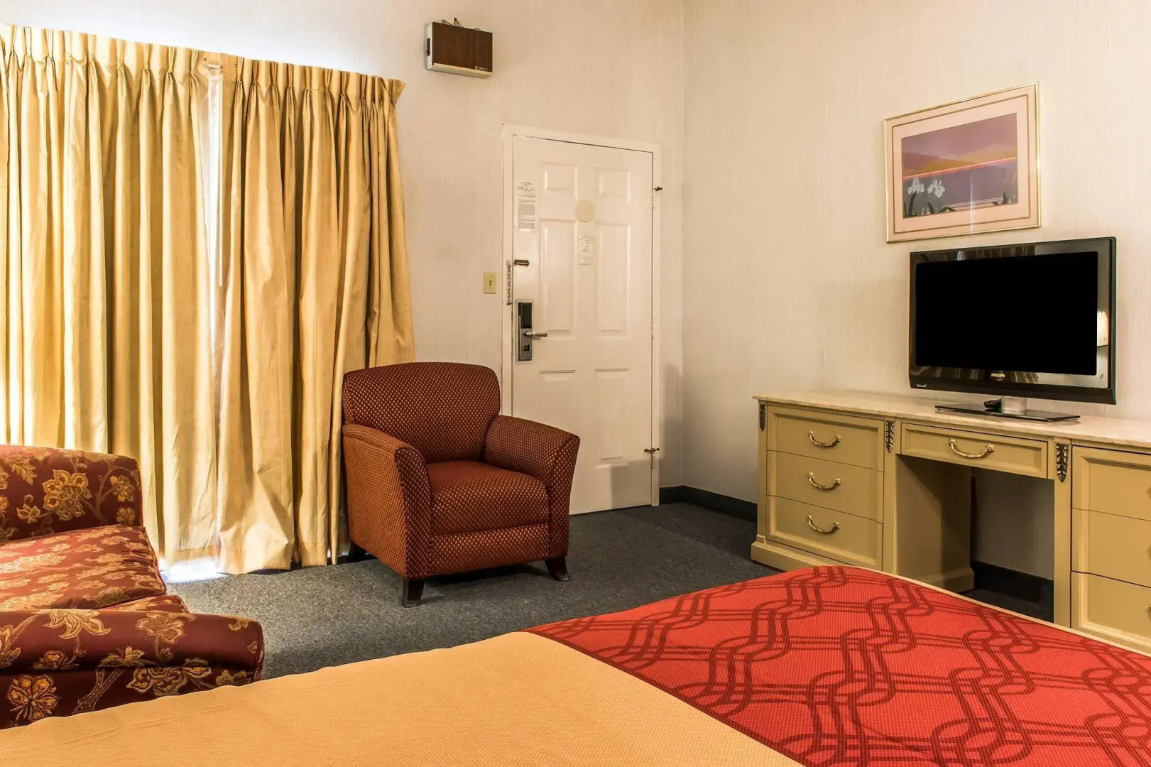 Econo Lodge Inn & Suites White Haven