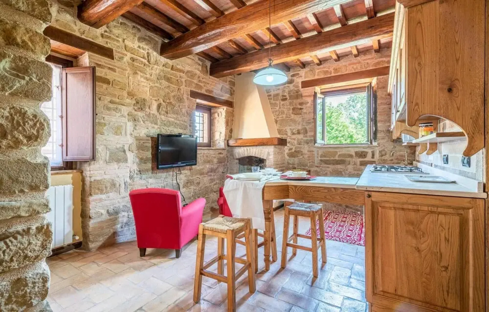 Nice Home in Camerino With Outdoor Swimming Pool, Wifi and 1 Bedrooms