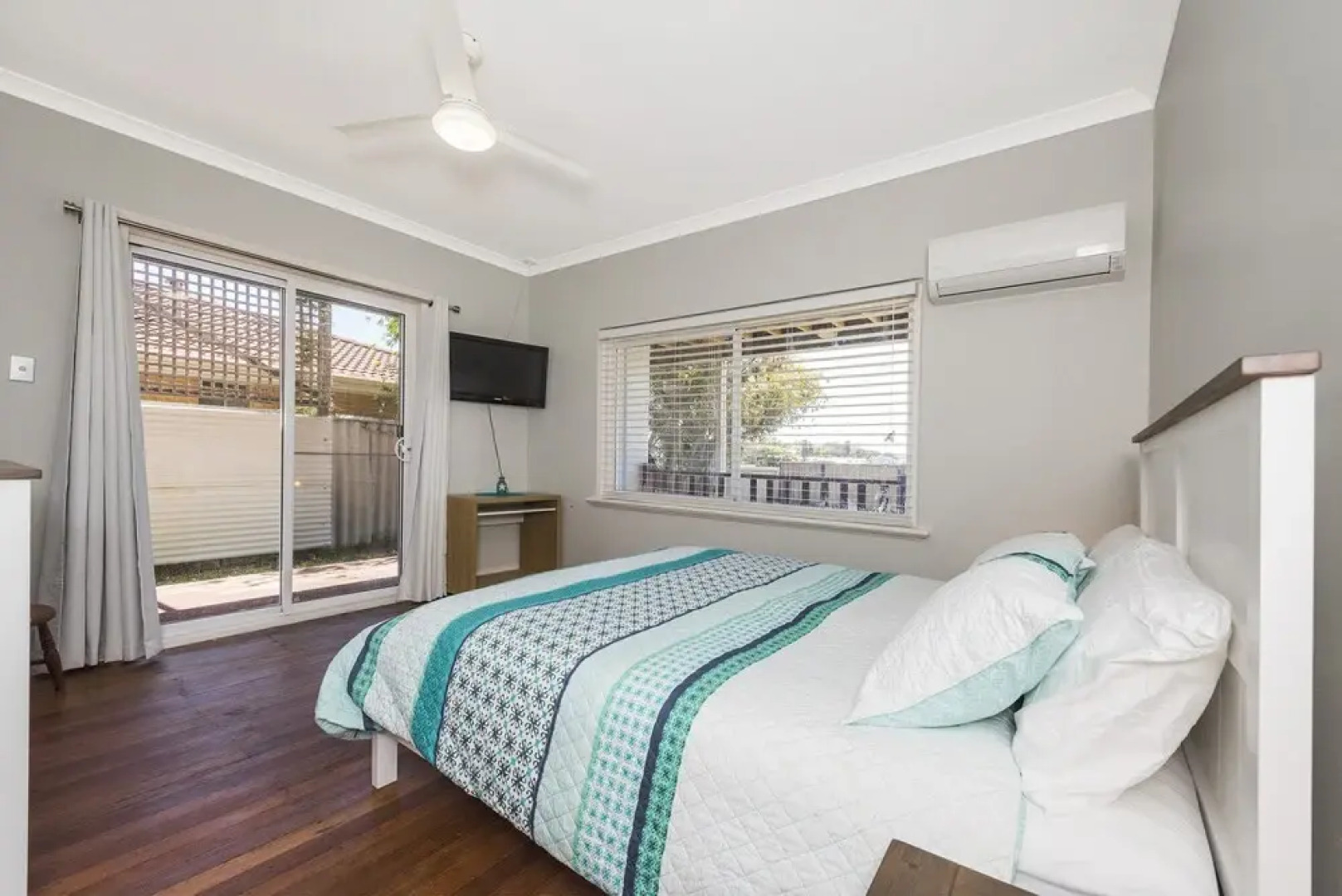 South Side - Feel the Breeze