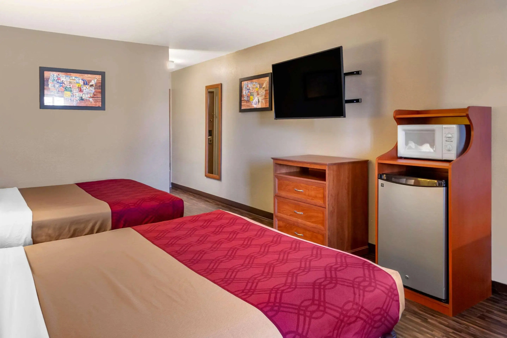 Econo Lodge Inn and Suites Sandy