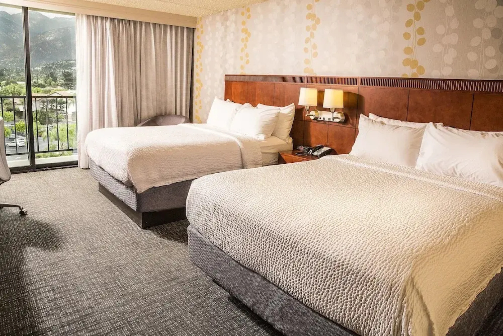 Courtyard Los Angeles Pasadena Monrovia