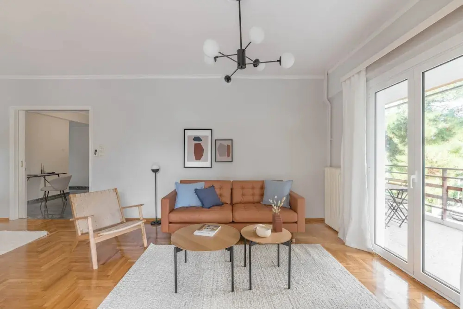 Homey 2BR Apartment in Cholargos