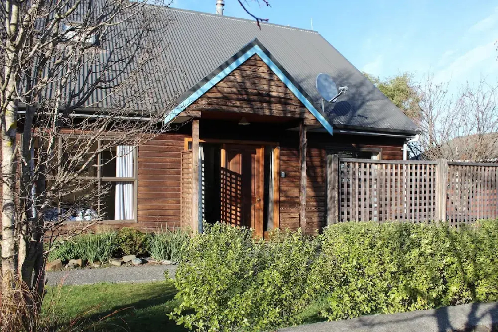 1 St James Ave Family Getaway