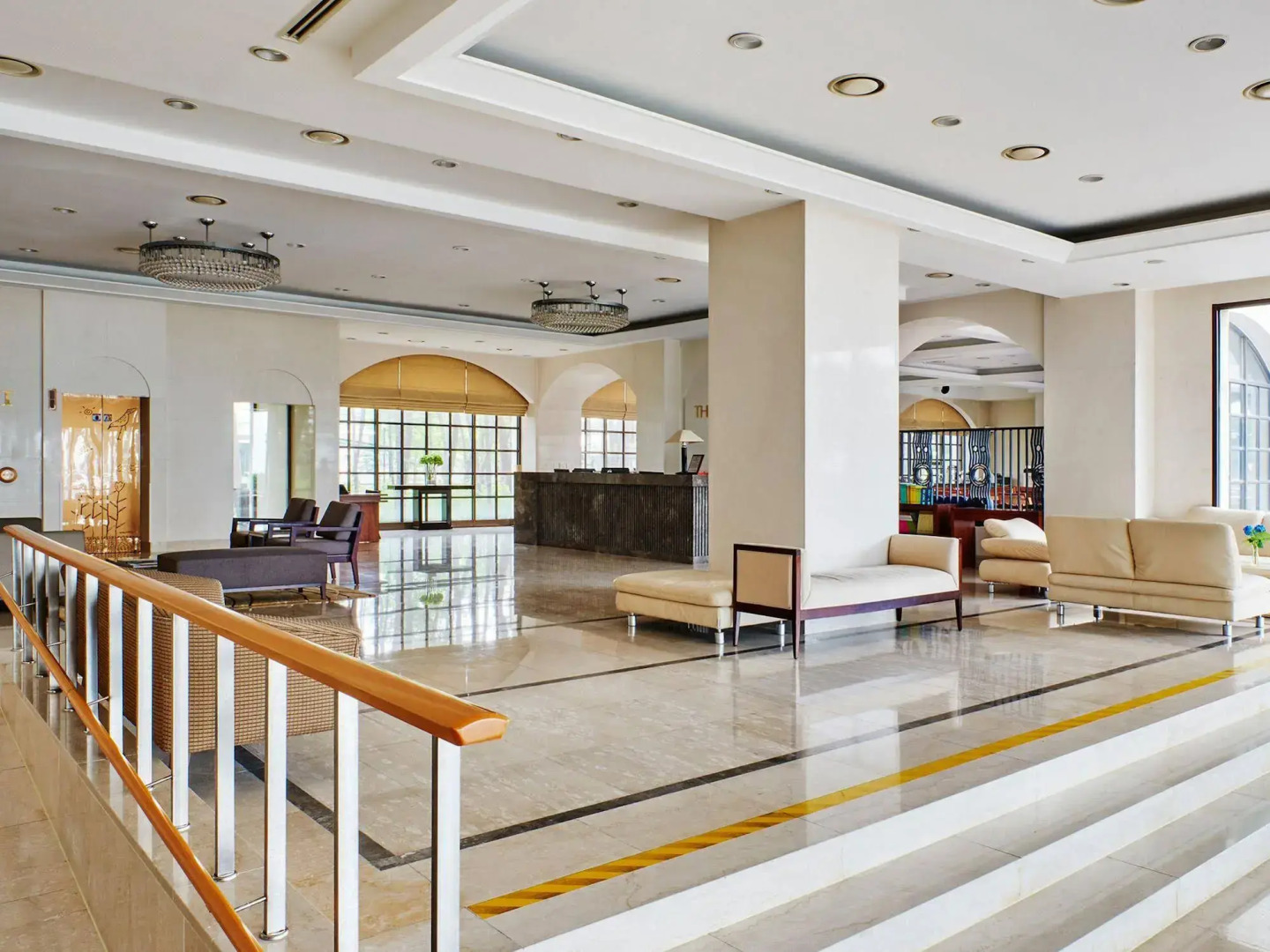 The Suites Hotel Naksan