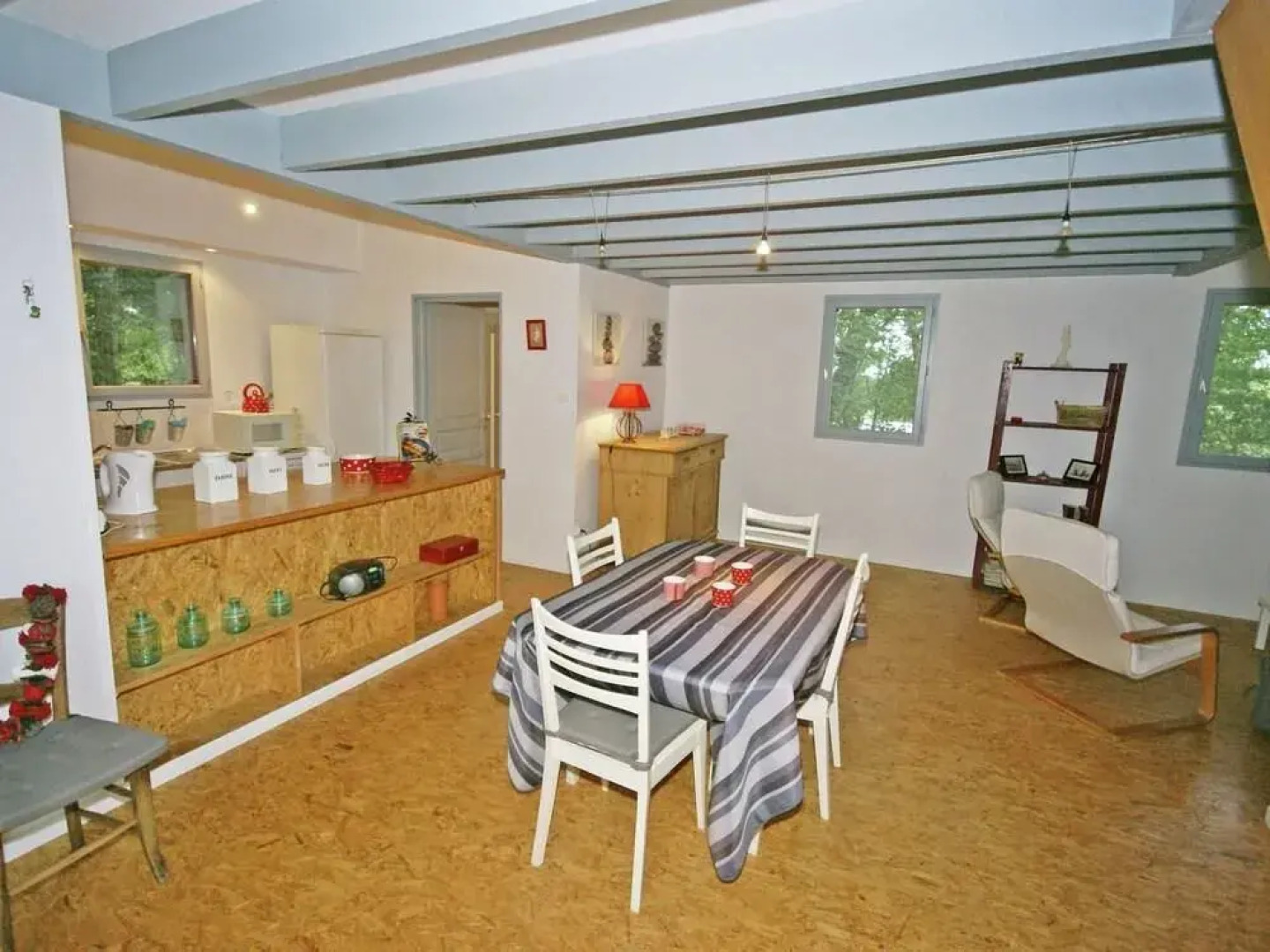 Quietly Located Chalet With Private Pool by the Edge of the Historical Forest