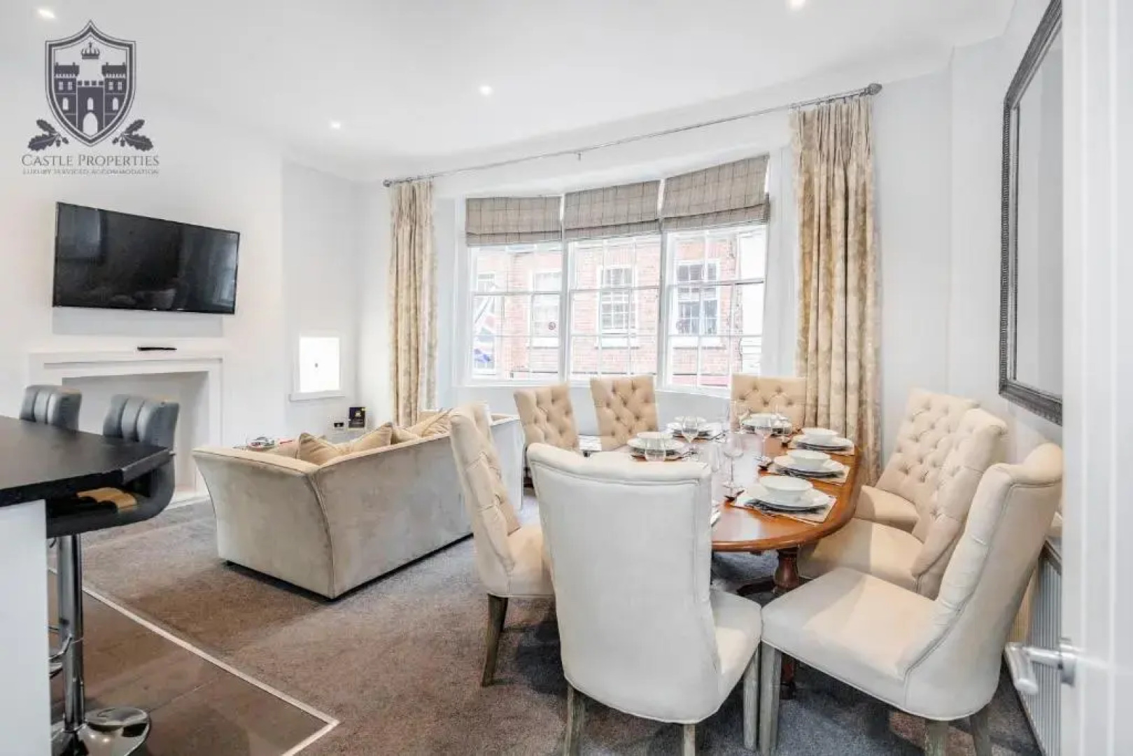 Castle Properties: The Sovereign 5 Bed Town House