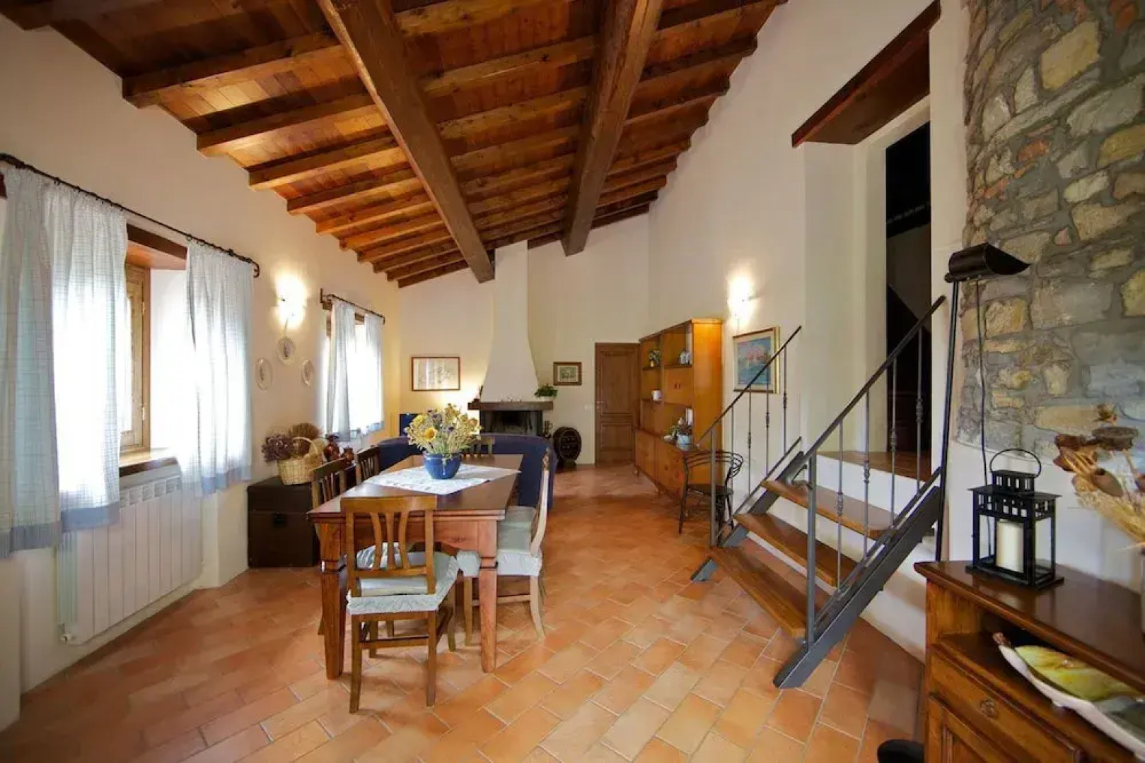 Wonderful private villa for 10 people with private pool, WIFI, TV, terrace, pets allowed and par...