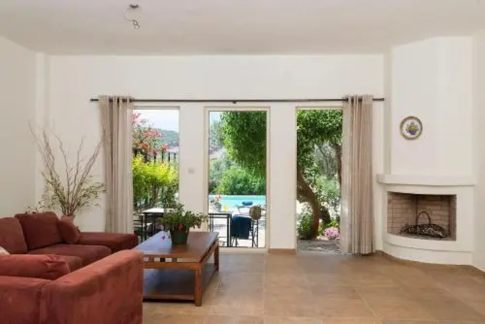 Istron Luxury Maisonettes