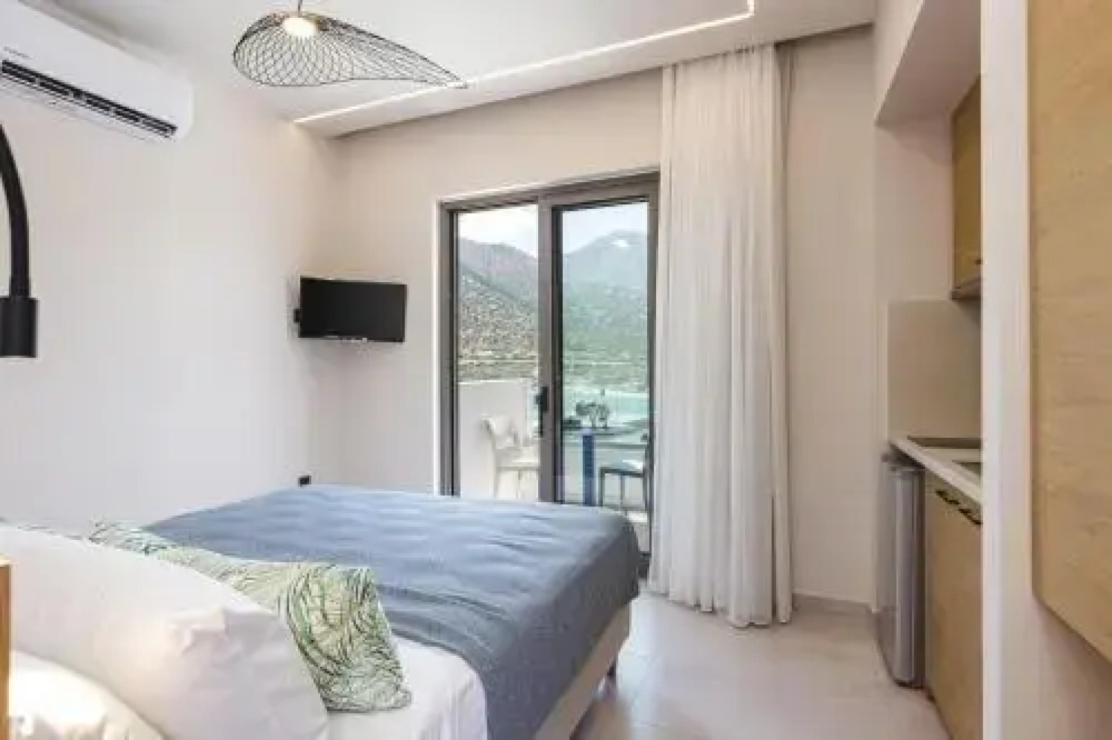 Mira Mare Luxury Residence