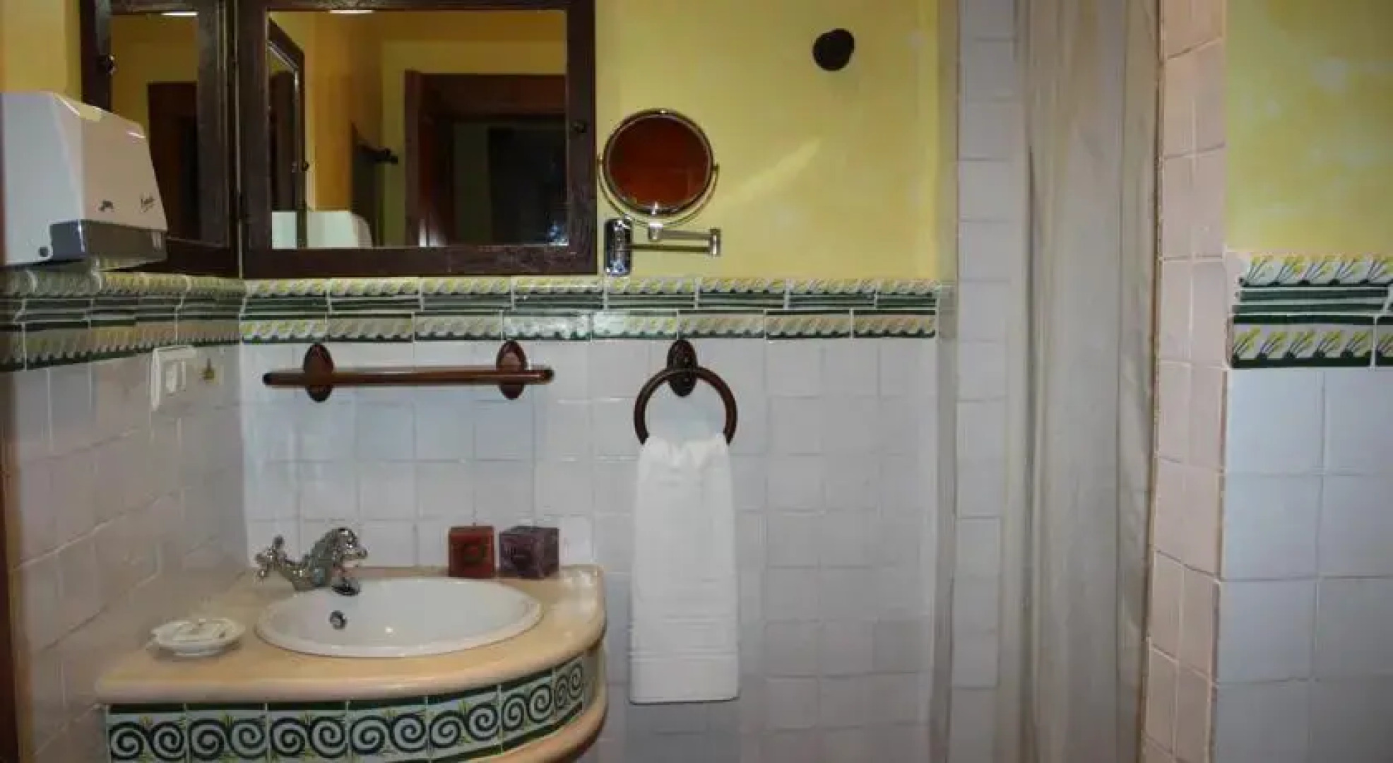 As Tapias Apartamentos Turisticos *