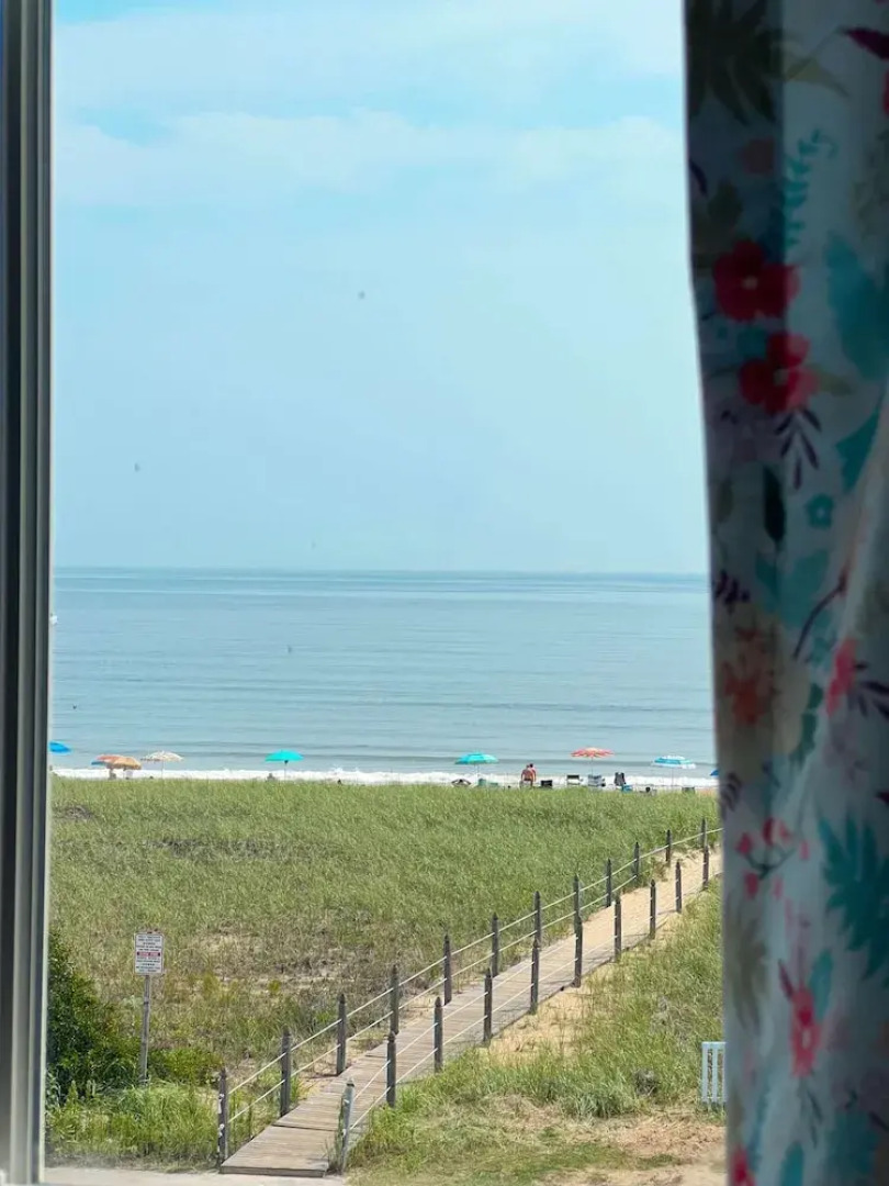 Ocean House Hotel & Motel