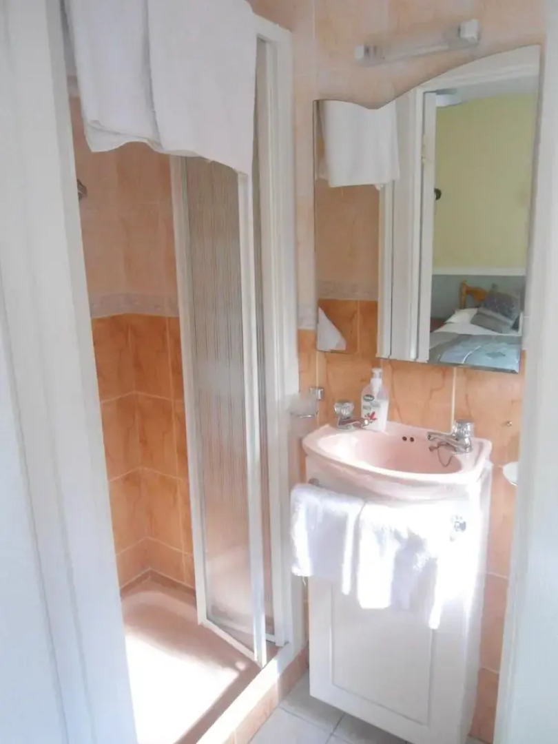 Perrymount Country Home Bed & Breakfast