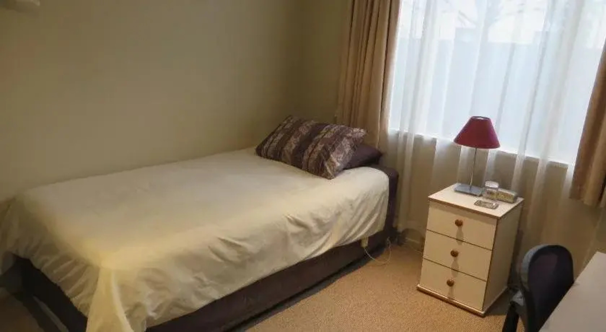 Airport Stableford Bed  Breakfast