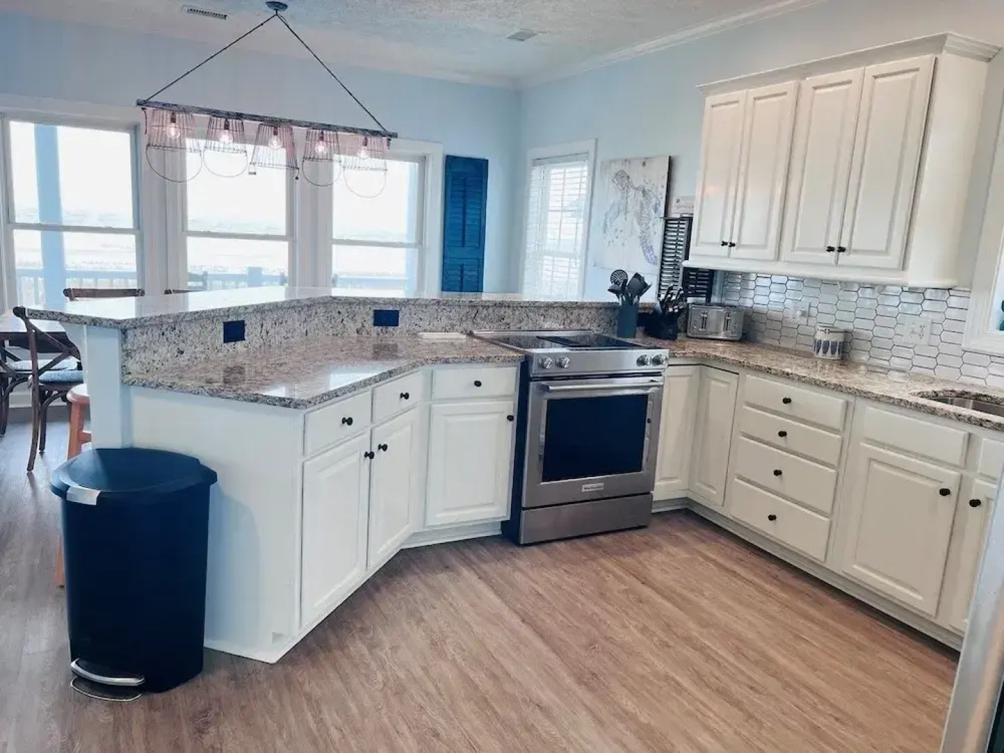 Sunny Times 4 Bedroom Home by RedAwning