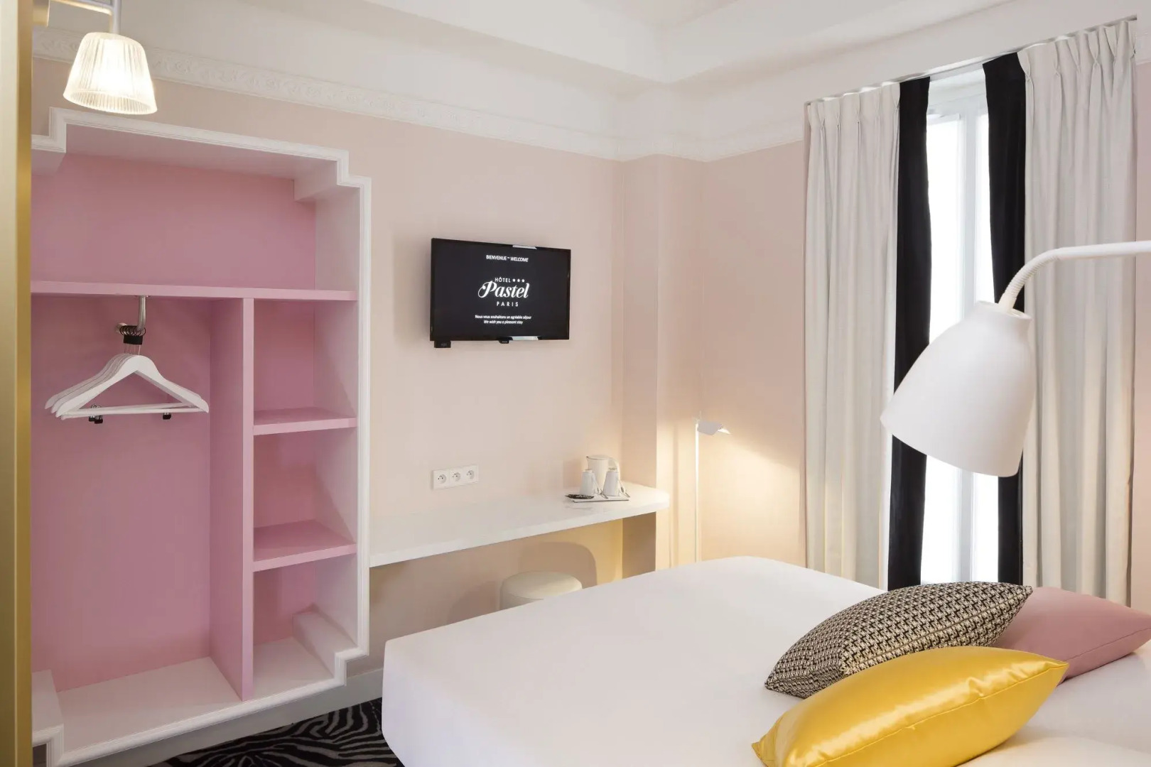 Hôtel Pastel Paris