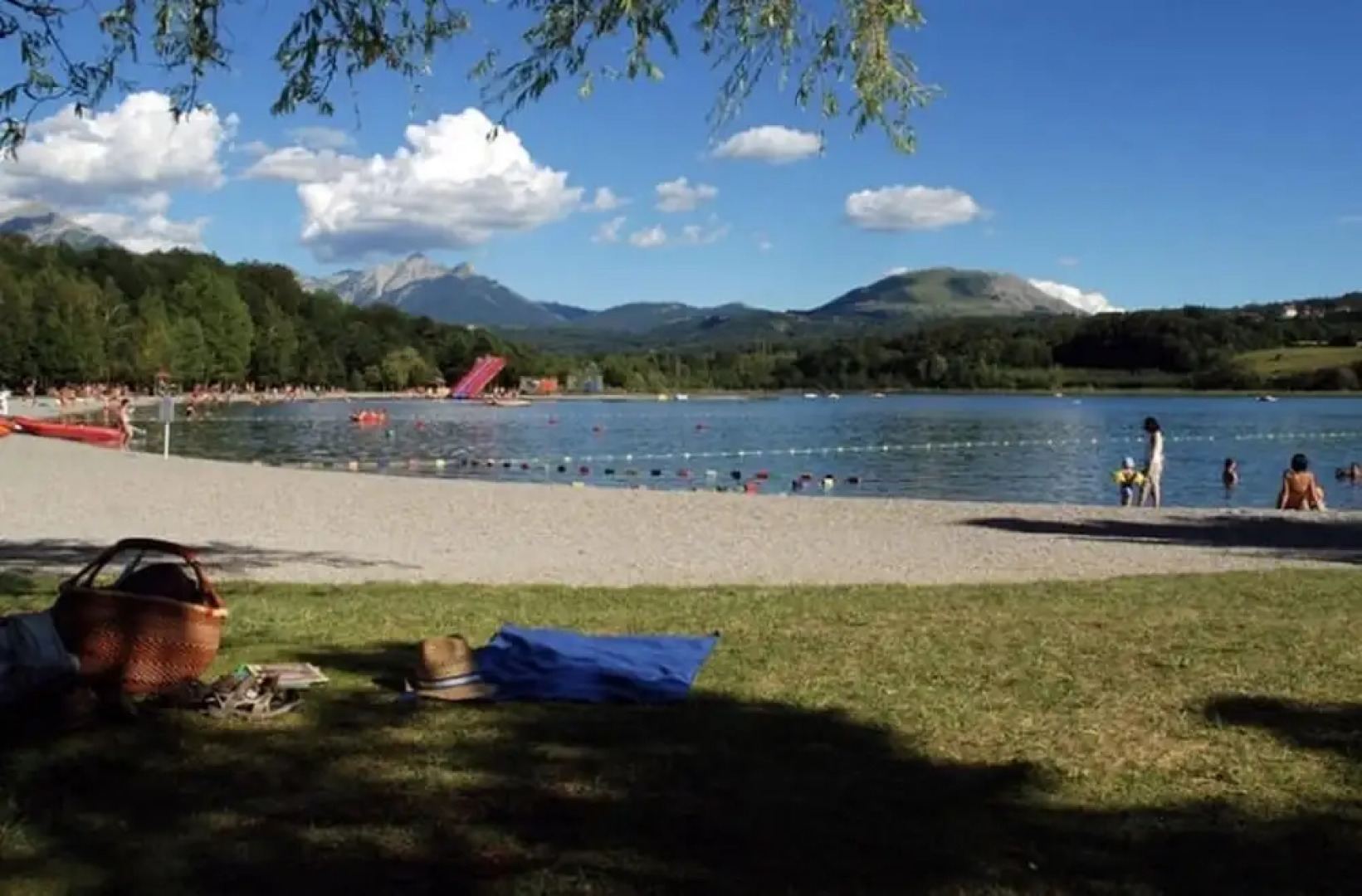 Les Cabanes Enchantées