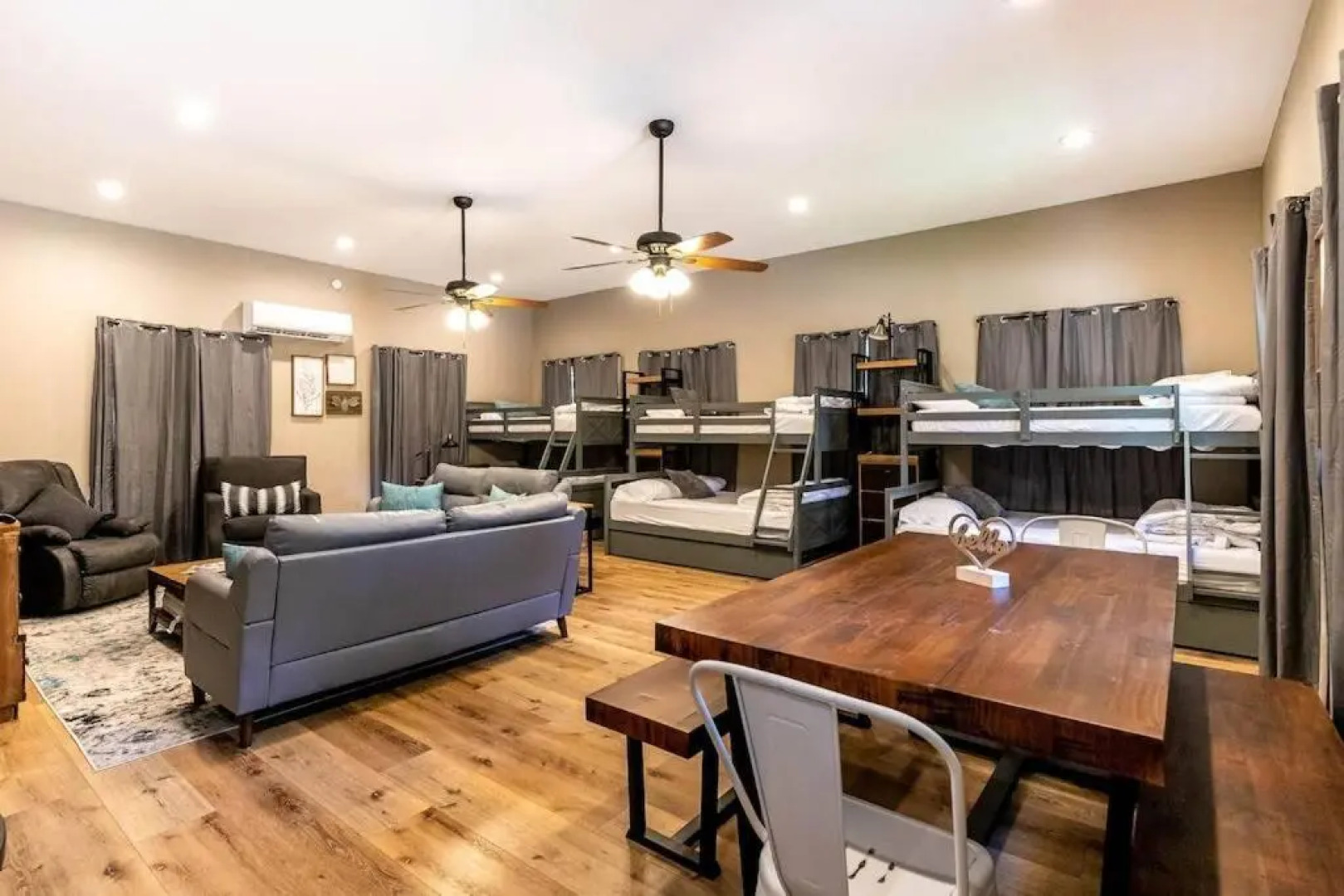 Eden Cove Toledo Bend 4 kayaks Mid-lake Sleeps 16